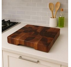 Planche à découper en bois de qualité supérieure avec finition en noyer, durable, antidérapante, pour la maison et la restauration, de White Royals - Product Image 6