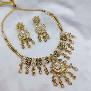 ชุดสร้อยคอ Jewelemarket Heritage 10575490GR ชุบทอง ทำจากทองแดงผสม ประดับด้วยหิน Pota และมุก เหมาะสำหรับสวมใส่ทุกวัน หรือเป็นเครื่องประดับเจ้าสาว - Product Image 2