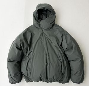 Nouvelle Collection 2026 : Doudoune Courte Femme Hiver avec Col Montant, 90% Duvet de Canard, Doublure en Nylon - Product Image 6