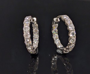 Boucles d'oreilles clous de luxe en moissanite 4MM, plaqué platine, argent S925, certifiées, style classique pour anniversaire - Product Image 4