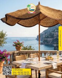 Sombrilla de patio y parasol de fibra de coco premium con certificación FSC para hoteles, resorts y cafeterías de COCO HITECH - Product Image 1