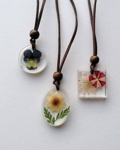 Custom Women Animal Style Horn Necklace DIY Handmade Real Touch <b>Pressed</b> Dried <b>Flower</b> Art Collectible - Product Image 1