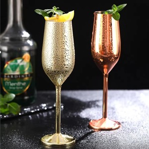 Gobelet à vin vintage en métal de qualité supérieure, en acier inoxydable, réutilisable, avec pied, élégant, pour la maison et les restaurants - Product Image 6