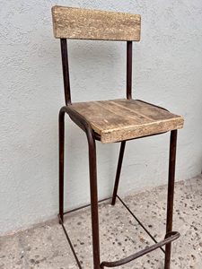 Tabouret de bar vintage en bois, chaise haute de comptoir, structure métallique rustique, siège de cuisine, mobilier industriel style ferme, décoration intérieure - Product Image 3