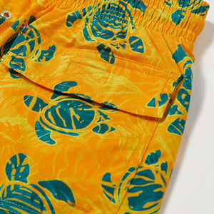 Shorts de plage pour hommes OEM en gros, séchage rapide, avec logo, en polyester, avec ceinture élastique pour activités aquatiques - Product Image 5