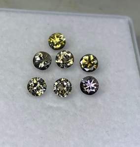 Piedra de tanzanita redonda de 4 mm con corte brillante sin calentar. Lote de tanzanitas redondas. - Product Image 1