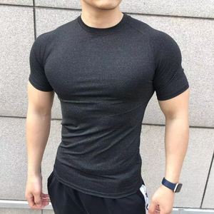 ชุดออกกำลังกายแบบยืดหยุ่นสำหรับผู้ชาย เสริมสร้างความแข็งแรง เสื้อรัดกล้ามเนื้อ ทนทาน สกรีนโลโก้ได้ ราคาดีที่สุด สำหรับออกกำลังกาย กระชับสัดส่วน - Product Image 3