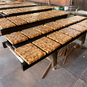 Planche à découper artisanale en bois dur, design unique, robuste et durable, planche de préparation alimentaire sécurisée pour la cuisine - Product Image 4