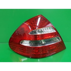 Luz Trasera Izquierda Usada para Clase E A2118200564 - Product Image 1