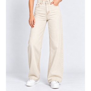 Jean en denim pour femme, taille mi-haute, coupe droite, avec empiècement arrière à volants - Ecru naturel, vente en gros - Product Image 5