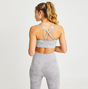 Conjuntos de Yoga de Tallas Grandes al por Mayor, Nuevo Diseño, Conjuntos Deportivos para Mujer, Ropa Deportiva Transpirable, Buen Precio, Ropa de Gimnasio con el Mejor Servicio OEM - Product Image 4