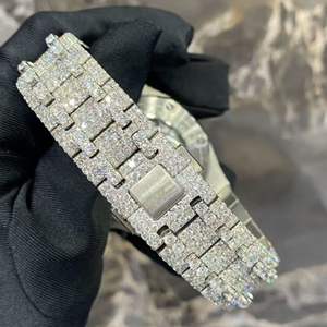 Montre de haute qualité personnalisée, sertie de diamants de laboratoire, en acier inoxydable, de la meilleure qualité, pour hommes - Product Image 4