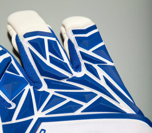 ถุงมือผู้รักษาประตูฟุตบอลมืออาชีพสำหรับผู้ใหญ่และเด็ก รุ่นใหม่ปี 2026 ยี่ห้อ Martinez ผลิตโดย Ako - Product Image 3