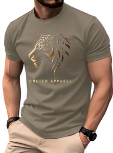 ONETEN T-shirt vert olive pour homme avec imprimé tête de lion dorée, manches courtes, col rond - Product Image 1