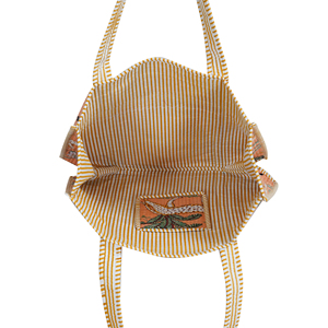 Sac fourre-tout en coton matelassé fait main style bohème, imprimé animaux de la jungle, poignées rayées, léger et écologique pour le shopping estival et toutes occasions - Product Image 5