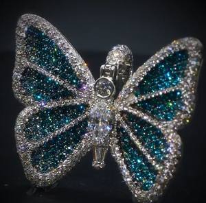 Collar de Lujo Personalizado con Colgante de Mariposa Iced Out, Diamante Moissanita, Micro Pavé, Plata 925, Joyería de Piedra Azul, Pieza Destacada - Product Image 6