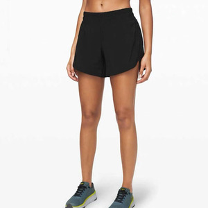 Shorts de yoga sans couture taille haute pour femmes, grande taille, personnalisés, avec compression et effet froncé, respirants, pour la course et le fitness - Product Image 3