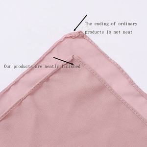 Hiyab Musulmán de Seda Suave de Primera Calidad para Verano, Largo, con Logotipo Personalizado, Cuadrado, Ecológico, Transpirable y Antibacteriano - Product Image 4