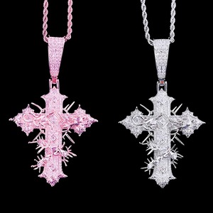 สร้อยคอจี้รูปกางเขนประดับเพชรแบบเคลือบโรเดียมสีเงินสำหรับผู้ชาย สไตล์ฮิปฮอป เหมาะสำหรับงานปาร์ตี้ - Product Image 4