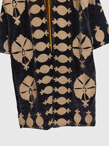 Veste en velours brodée de fleurs, col mandarin, manches longues, longueur longue, style élégant, grande taille, vêtements d'automne pour femmes - Product Image 3