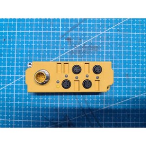 Bloque de Conexiones en Y Turck VB 403Z-FS 8, Usado, Piezas de Equipos Semiconductores Legacy - Product Image 5