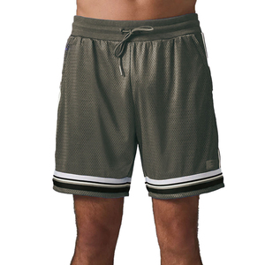 Shorts en maille pour hommes coupe-vent, imperméables, respirants, séchage rapide, taille mi-haute, fermeture éclair, style urbain, pour la gym, le fitness et la musculation - Product Image 2