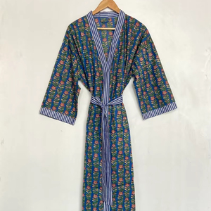 ชุดกิโมโนลายพิมพ์บล็อกการ์ตูนสำหรับผู้หญิง ผ้าฝ้ายทอ 100% เนื้อนุ่ม ระบายอากาศได้ดี ชุดนอนฤดูร้อน ทำมือ ODM คอวี เอวยางยืด ยาวเต็มตัว - Product Image 1