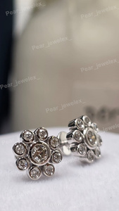 Boucles d'oreilles clous en forme de fleur en argent 925 avec diamant Moissanite VVS serti clos, bijoux classiques pour femme - Product Image 3