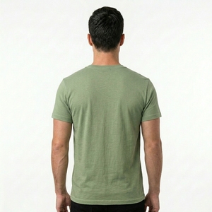 เสื้อยืดออกกำลังกายทรงเข้ารูปคุณภาพสูงสำหรับใส่ในยิมและสวมใส่ลำลองในเมือง - Product Image 3