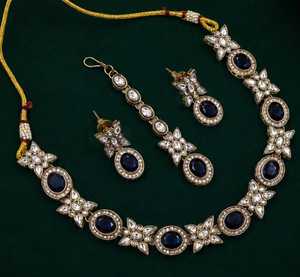 Conjunto de joyería Kundan de lujo con diamantes americanos y piedras en verde pastel y rosa, collar, aretes, Maang Tikka, conjunto nupcial para mujer - Product Image 3