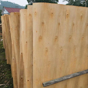 Placage en rondelles de bois durable et écologique pour l'approvisionnement en gros (longueur 1270 mm, humidité 10-12%), surface propre, grain de bois industriel - Product Image 1