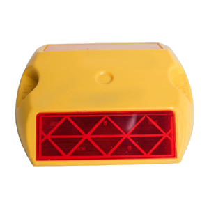 Borne de signalisation routière réfléchissante haute intensité DM500 en ABS pour la sécurité routière - Product Image 1