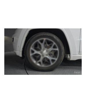 Jeep Cherokee 3.6 Overland April 2021 Model with 59,254 km Automatic Gearbox Leather Seats Rear Camera - Product Image 5