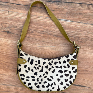 กระเป๋าสะพายพาดลำตัวหนังรีไซเคิลลายสัตว์2025สินค้ามาใหม่กระเป๋าสะพายข้างใต้วงแขนหนังสีสันสดใส - Product Image 2