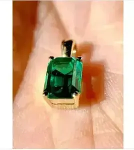 Colgante Vintage con Moissanita Verde de Corte Brillante, Plata de Ley 925 Chapada en Oro, Joyería de Piedras Preciosas de Lujo Unisex, Regalo para Fiestas - Product Image 2