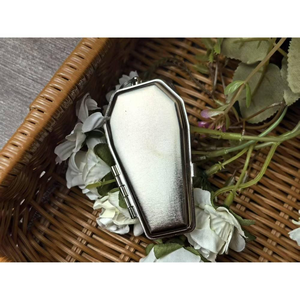 Ceniceros metálicos compatibles con cigarrillos y cigarros debido a sus superficies anchas y resistentes al calor, ¡una llegada increíble! - Product Image 2