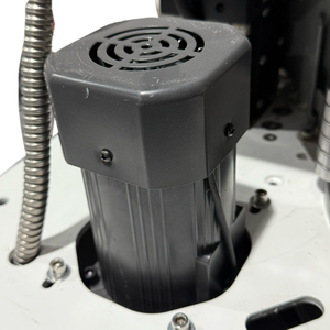 Machine à bois pour le dégrossissage des coins et la production de contreplaqué/MDF avec boîte de vitesses - Product Image 4