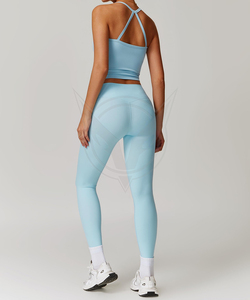 Ensemble de yoga sans couture bleu clair, legging taille haute et crop top, couleur unie, tenue de sport 2 pièces pour femme - Product Image 5