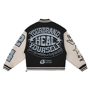 Chaqueta Universitaria Amarilla con Mangas Negras, Letras YB Bordadas, Cierre de Botones Delanteros, Chaquetas Universitarias de Béisbol Estilo Preppy para Hombre - Product Image 4