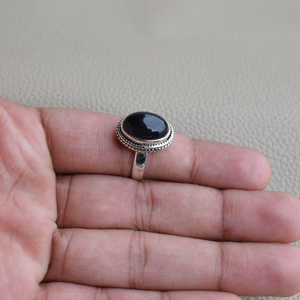 Bague de mariage classique en argent sterling 925 faite à la main avec pierre précieuse onyx noir, bijoux fins pour fiançailles et anniversaire - Product Image 6