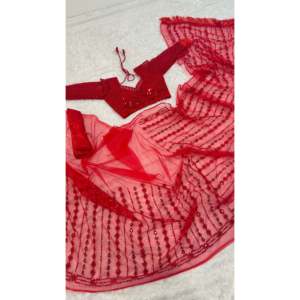 ชุดส่าหรีงานแต่งงานสวยงาม ประดับด้วยเลื่อมสีรุ้งและงานปักด้าย สำหรับงานปาร์ตี้ - Product Image 6