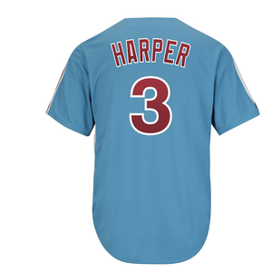 Uniforme Deportivo Personalizado al por Mayor, Camiseta de Béisbol Azul Claro de Manga Corta con Botones y Franja Marrón - Product Image 2