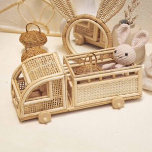 Camión de juguete grande de ratán tejido a mano, camiones de juego imaginativos para niños, juguetes infantiles naturales y sostenibles - Product Image 3