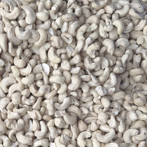 เม็ดมะม่วงหิมพานต์เวียดนามเกรด Ww180 ราคาโรงงานนานาชาติ ซานติโก เวียดนาม รับผลิตตามความต้องการของลูกค้า OEM ODM - Product Image 1