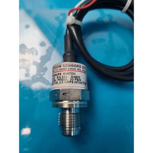 Capteurs de Précision UE P17W-125 Utilisés Comme Appareils D'Occasion Pièces d'Équipement Semi-conducteur Anciens - Product Image 1