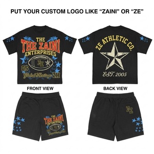 ชุดเสื้อยืดและกางเกงขาสั้นผู้ชาย พรีเมียม 240 GSM ผ้าเจอร์ซีย์โพลีเอสเตอร์ 100% สีดำล้วน ODM เสื้อผ้าลำลองฤดูร้อน สตรีทแวร์ รับสกรีนโลโก้ - Product Image 1