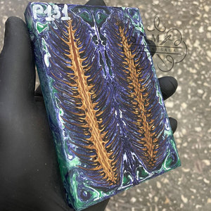 Nouvelles plaquettes de manche de couteau en résine époxy motif cône de pin au design unique, personnalisables pour la fabrication de manches de couteau - Product Image 3