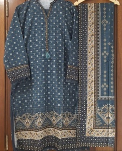 2022 vente chaude indien pakistanais Khaddar hiver 3 pièces brodé costume coton et lin matériel avec mousseline de soie pour les mariages - Product Image 6