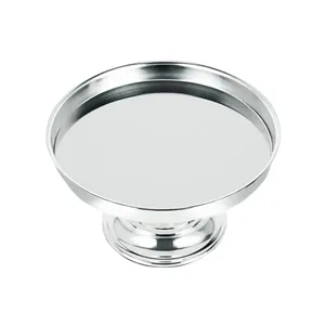 Support à gâteau rond en acier inoxydable fait main de luxe, finition miroir, résistant au four, pour la présentation de desserts lors de réceptions - Product Image 1