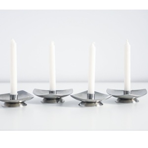 Candelabro de Hojas Metálicas Más Vendido - Hecho a Mano, Ecológico, Personalizado, Duradero, de Primera Calidad, Decoración Moderna para el Hogar y Bodas - Product Image 2